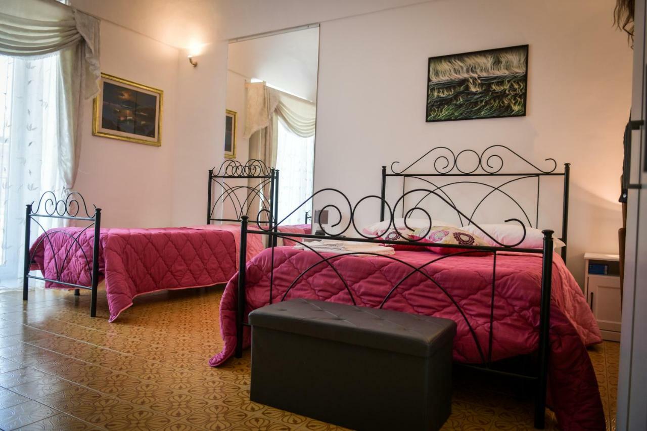 The Artist'S Home Catania Centro Esterno foto